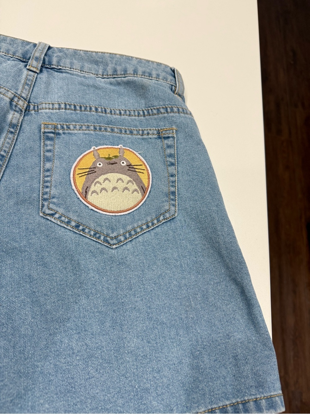 Her Universe My Neighbor Totoro Denim Shorts Blue High Rise Size 5 Hot Topic - Picture 6 of 7